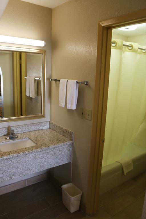Great Western Inn & Suites Carlsbad Zewnętrze zdjęcie